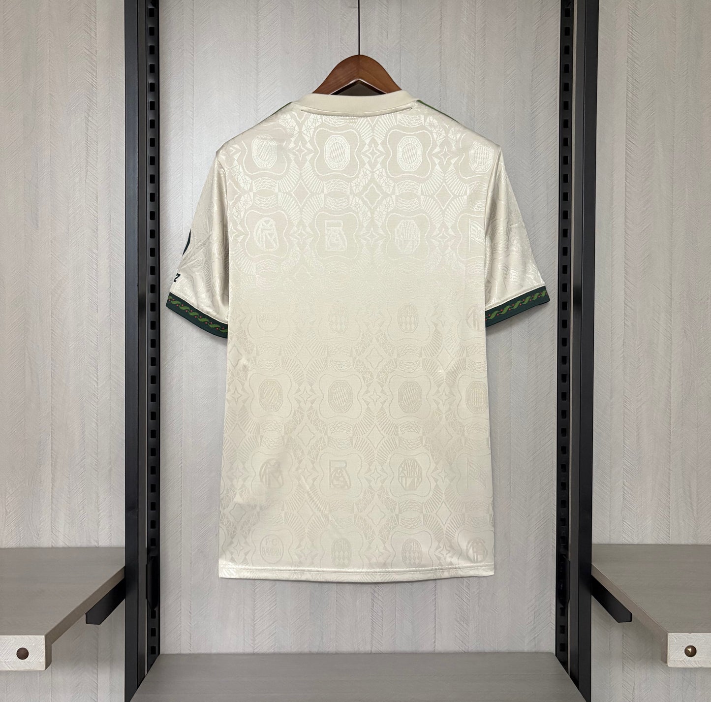 Maglia ufficiale Bayern Monaco 25/26 Edizione Speciale Versione Tifoso