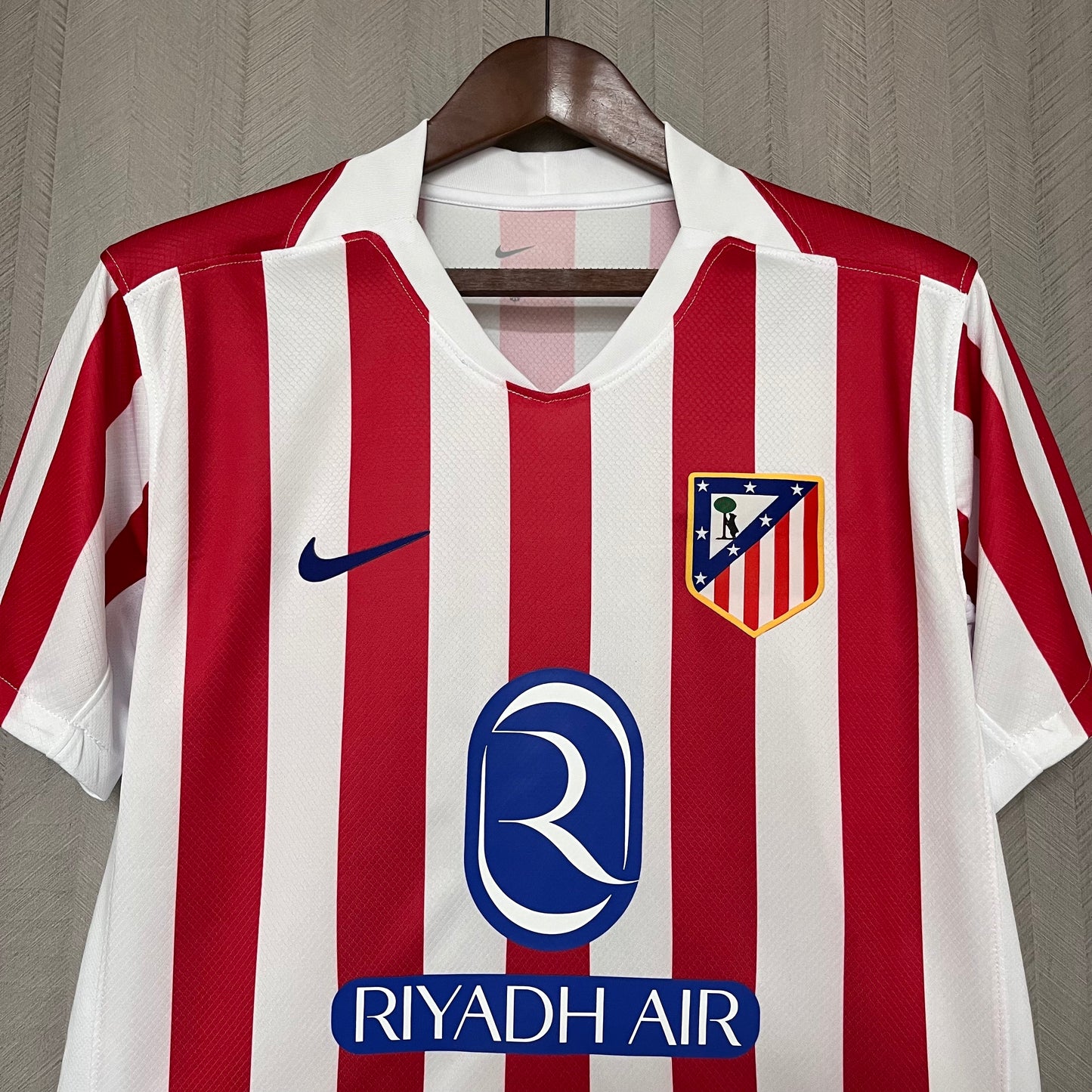 Maglia Ufficiale Atletico Madrid 25/26 Home Fan Version