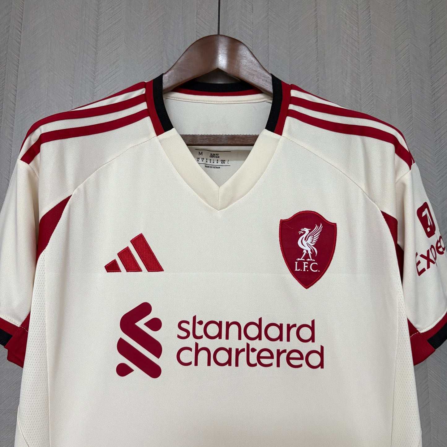 Maglia ufficiale Liverpool 25/26 Trasferta Versione Tifoso