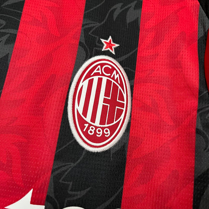 Maglia ufficiale Milan 25/26 Home Versione Tifoso