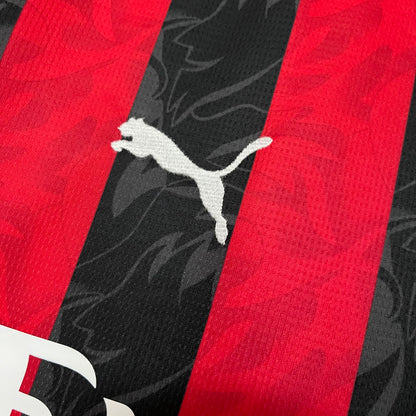Maglia ufficiale Milan 25/26 Home Versione Tifoso