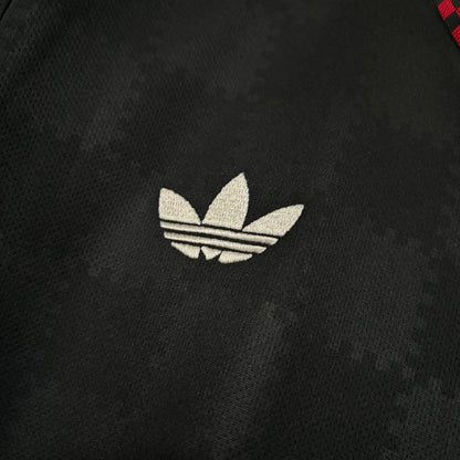Maglia ufficiale Bayern 25/26 Terza Fan Version