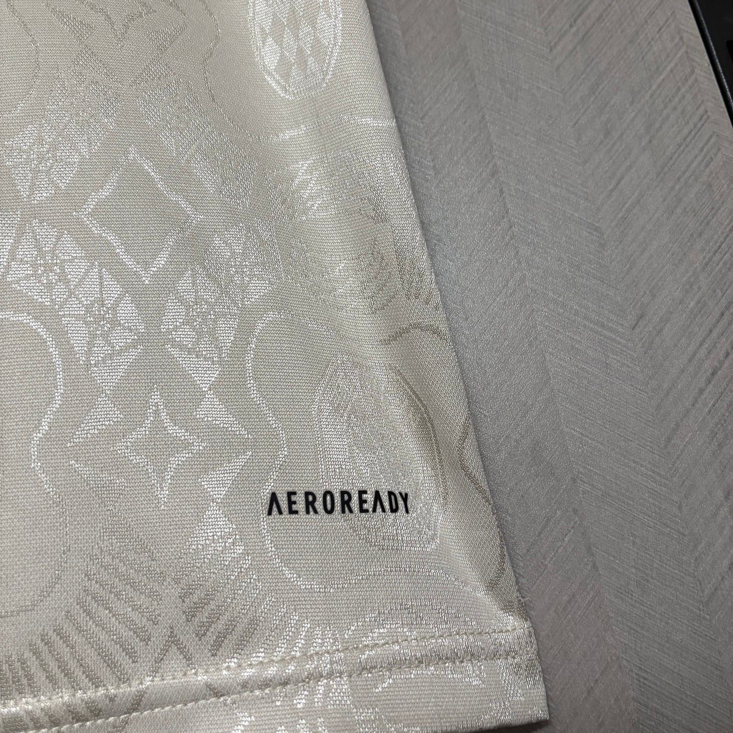 Maglia ufficiale Bayern Monaco 25/26 Edizione Speciale Versione Tifoso