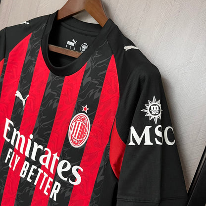Maglia ufficiale Milan 25/26 Home Versione Tifoso