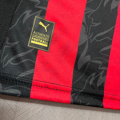 Maglia ufficiale Milan 25/26 Home Versione Tifoso