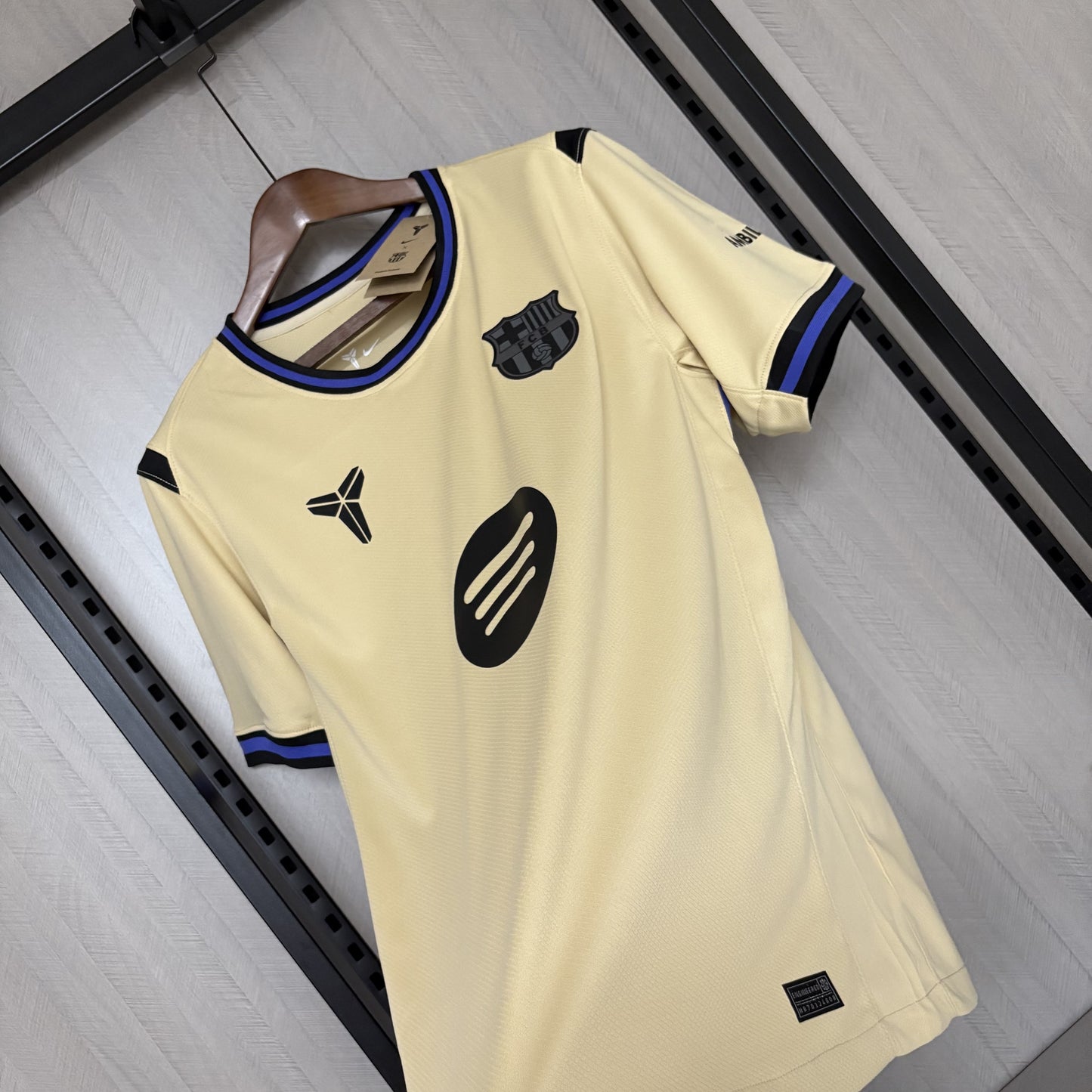 Maglia ufficiale Barcellona 25/26 Away Fan Version