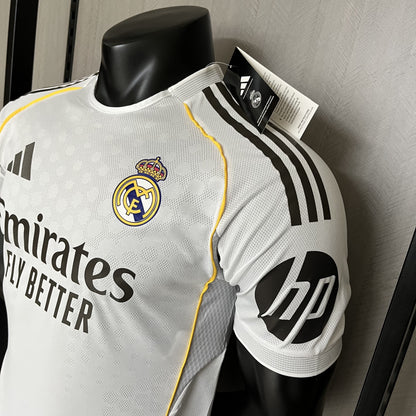 Maglia ufficiale Real Madrid 25/26 Home Player version