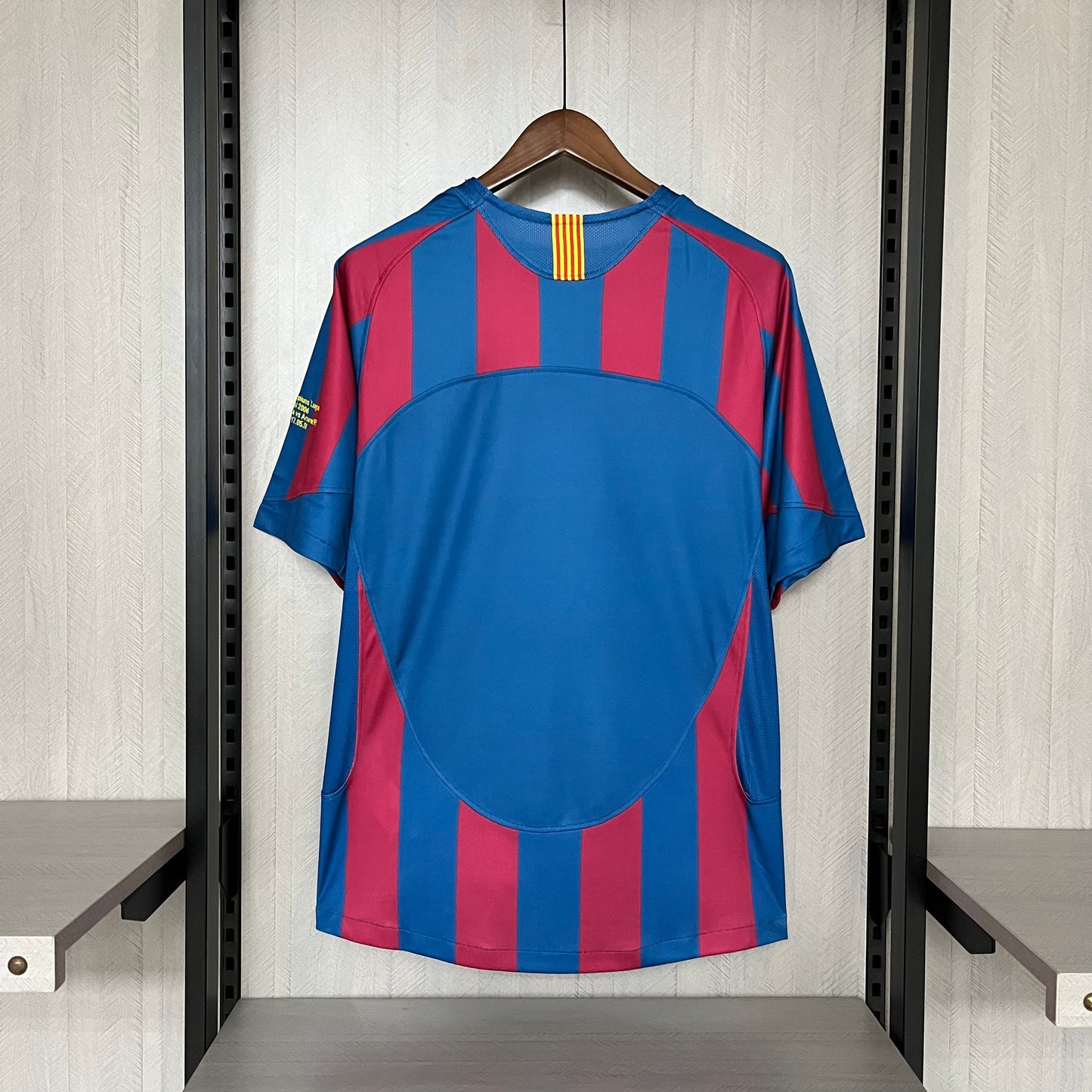 Maglietta ufficiale Barcelona 05/06 Versione Retro