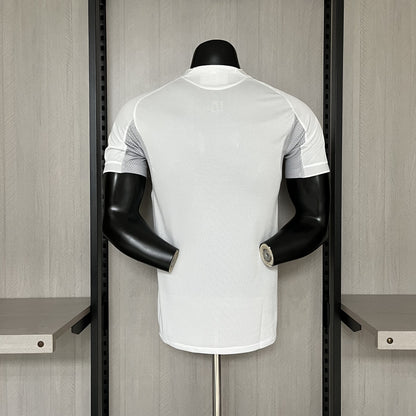 Maglia ufficiale Real Madrid 25/26 Home Player version