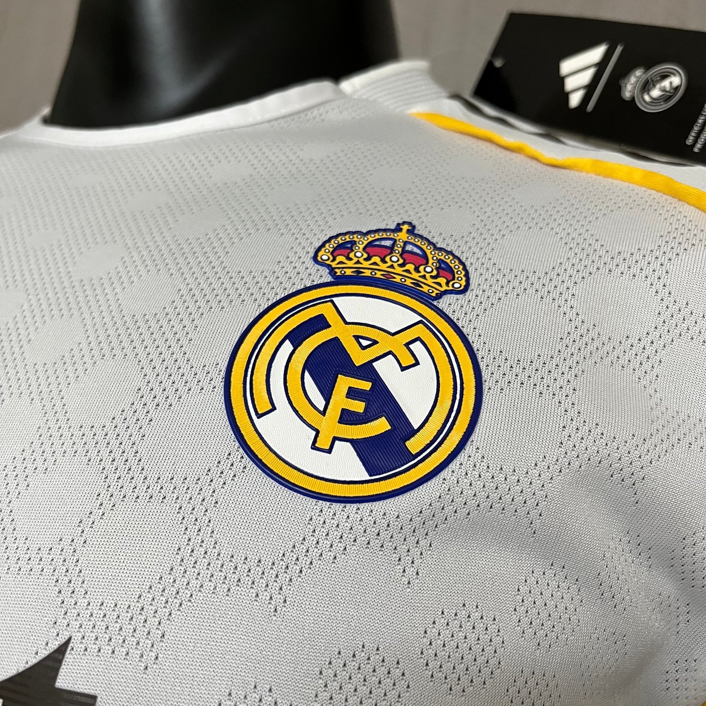 Maglia ufficiale Real Madrid 25/26 Home Player version