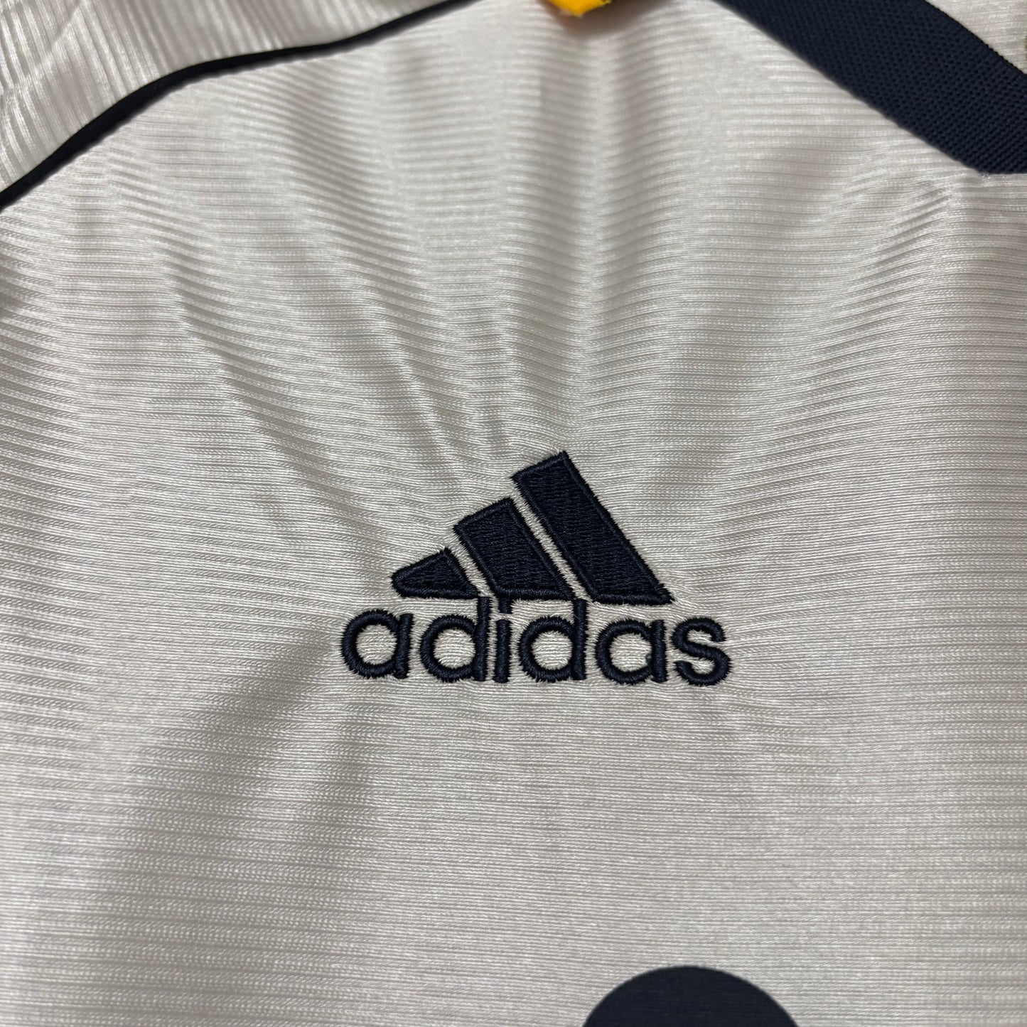 Maglia ufficiale Real Madrid 1998/1999 Retro Version